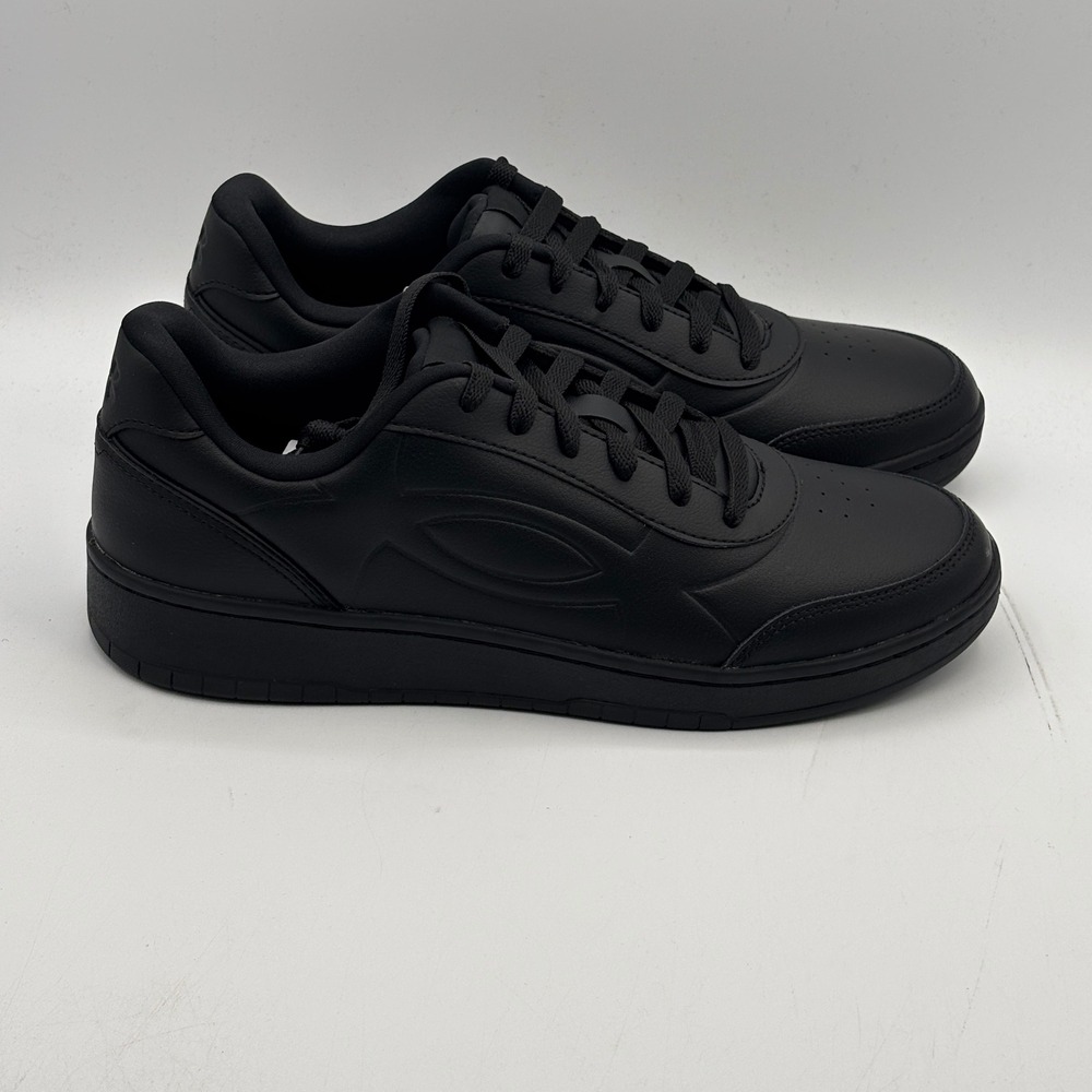 Under Armour UA Tempo Shoes Mens Size 11 Black Black Lifestyle 6005795-002